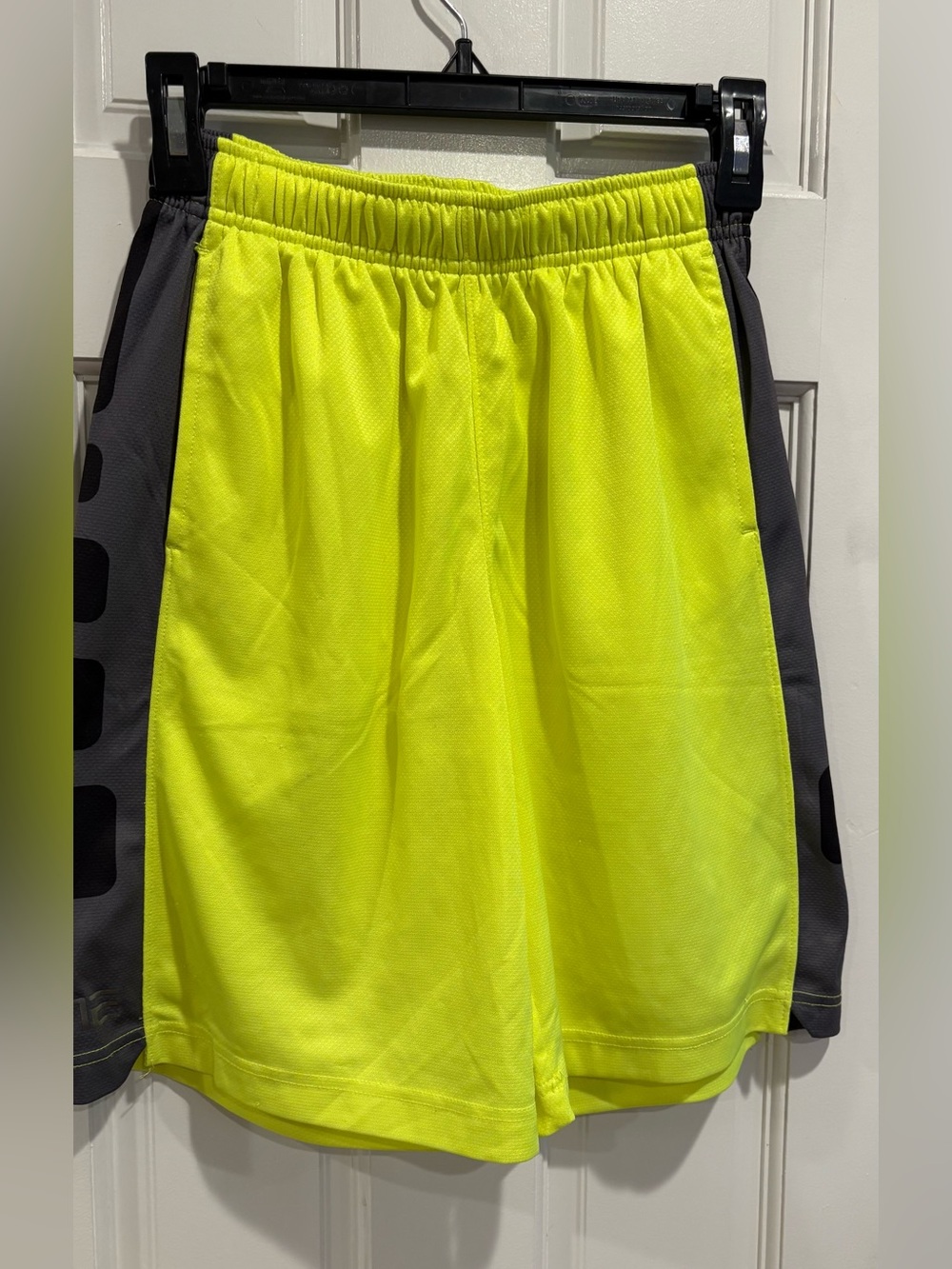 Boys Nike Elite Neon Yellow Athletic Shorts with Gray Panels. Size Youth Medium.